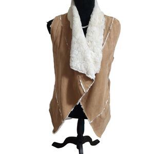 Double Zero NWT Faux Sherpa Suede Lined Small Sleeveless Vest